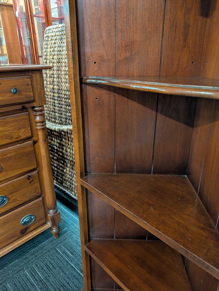 Corner Shelf