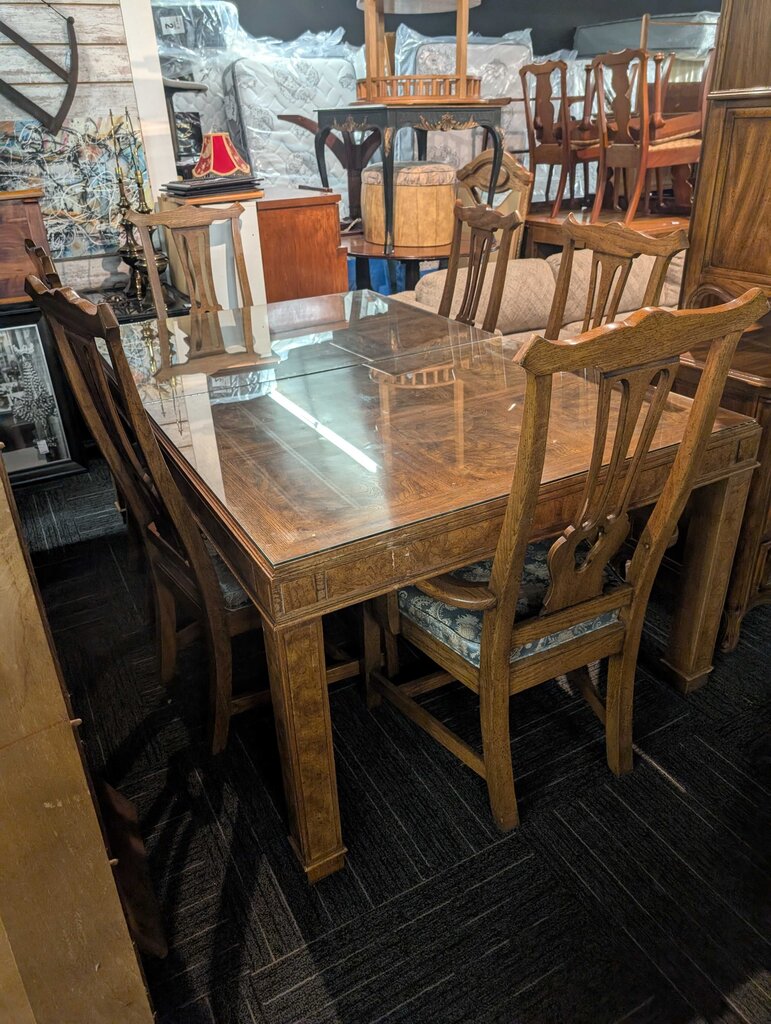Vintage American Of Martinsville Table With Six Chairs