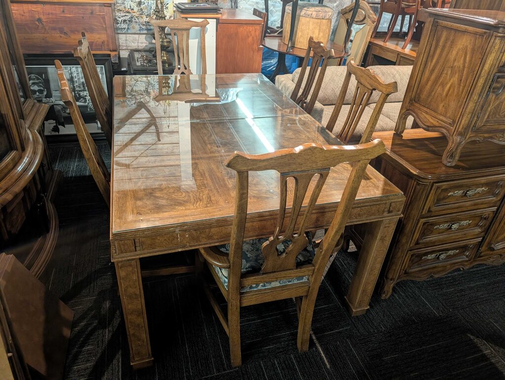 Vintage American Of Martinsville Table With Six Chairs
