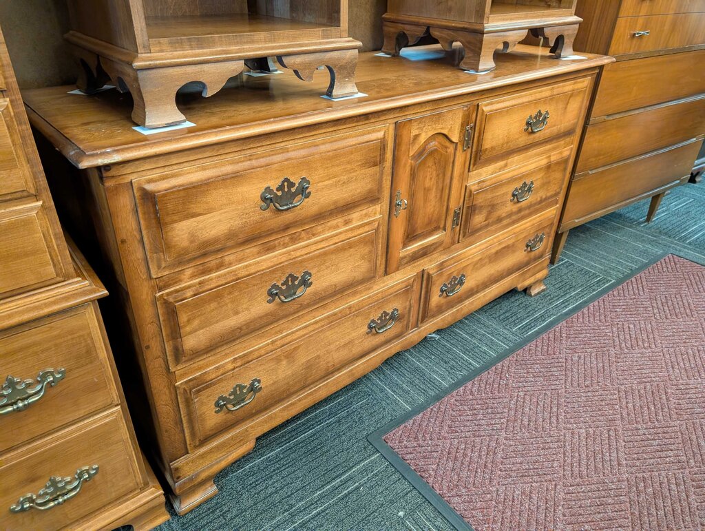 Solid Maple Eight Drawer Dresser by Cushman