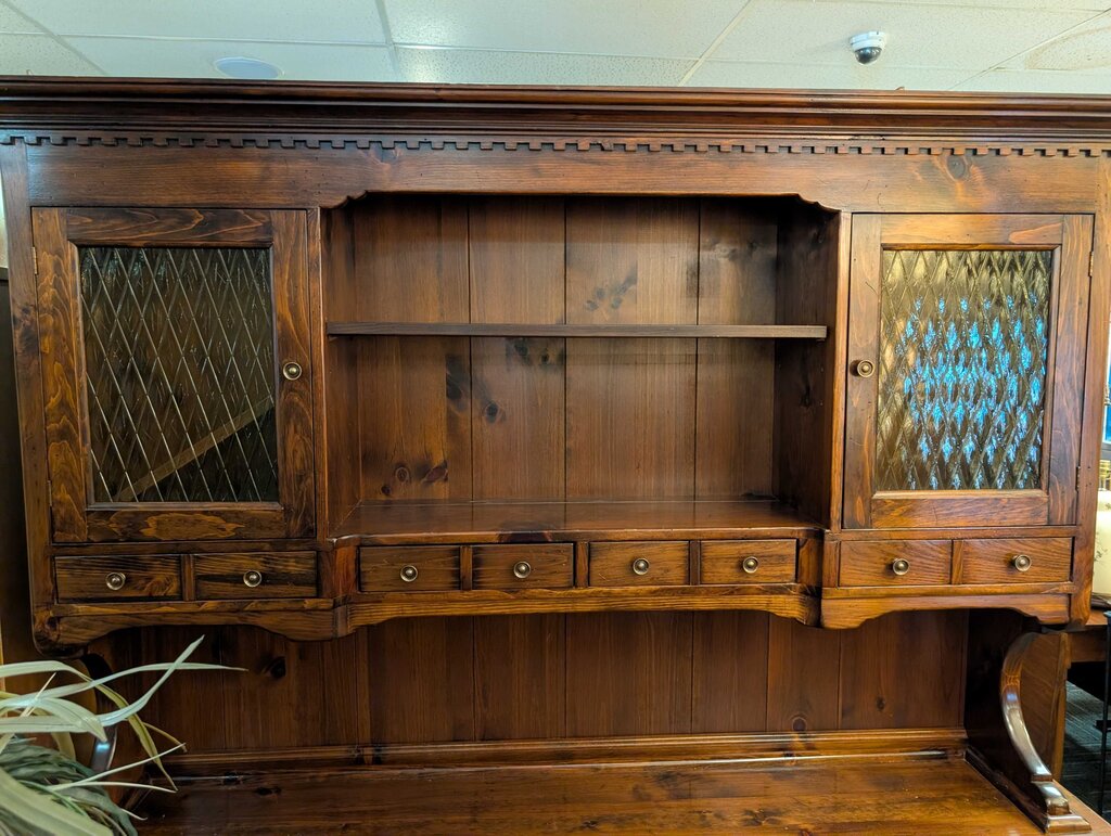 Country Pine Two Piece Hutch
