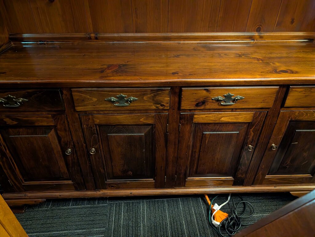 Country Pine Two Piece Hutch