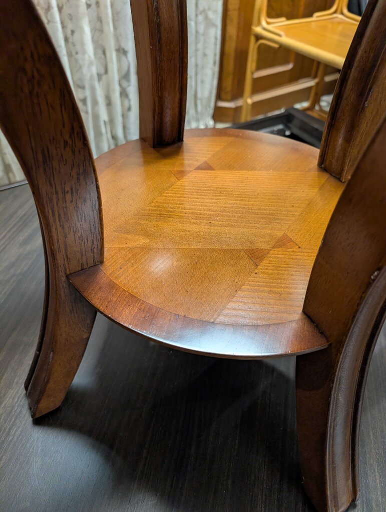 Contemporary Round Glass Top Table