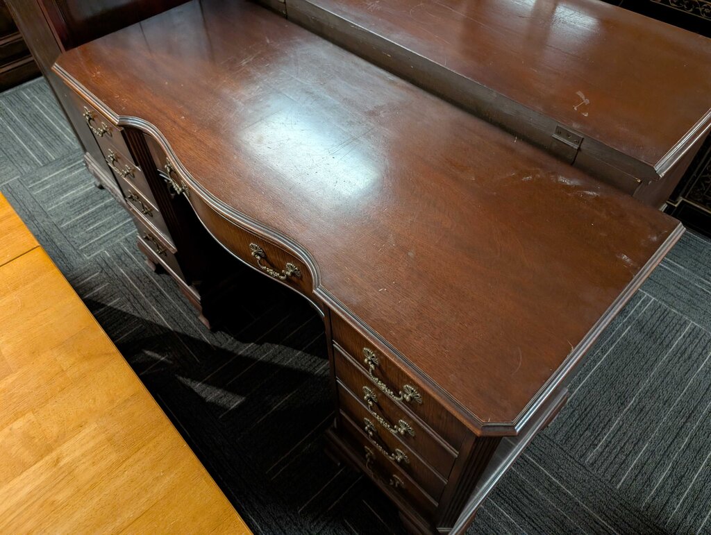 Vintage Mahogany Desk/Vanity