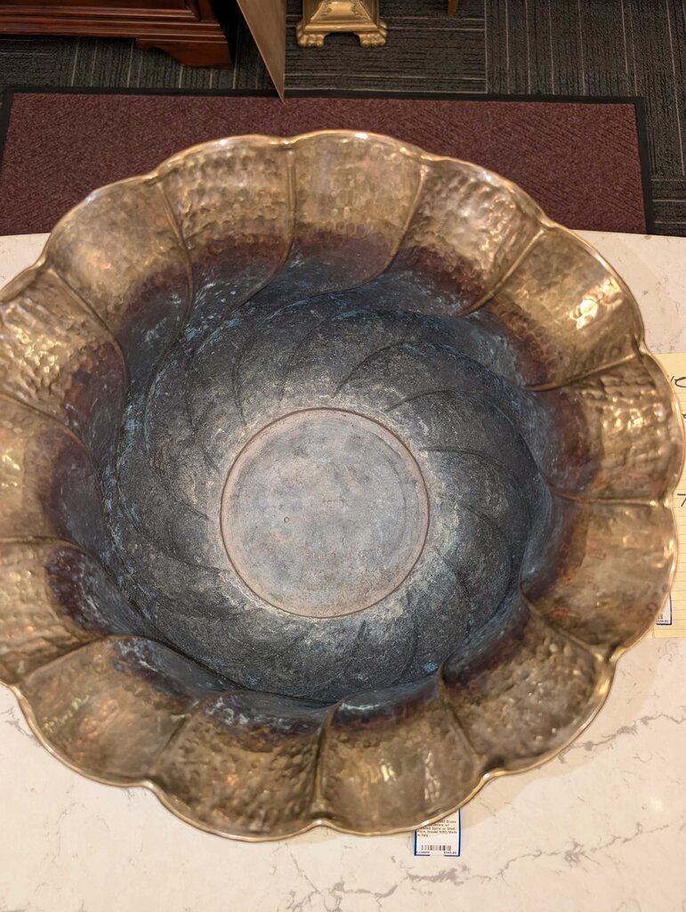 MCM Large Solid Brass Spiral Jardiniere w/ Twisted Spiral or Shell Form (model 1050) Made in Italy