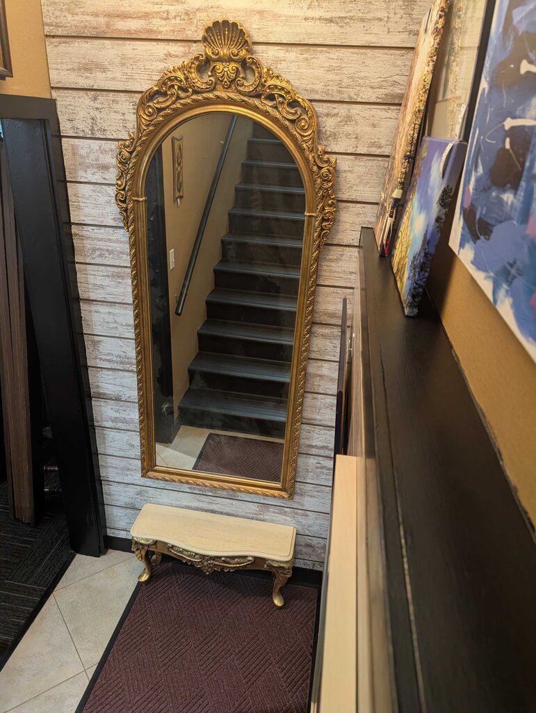 Gold Gilded Pier Mirror With Base