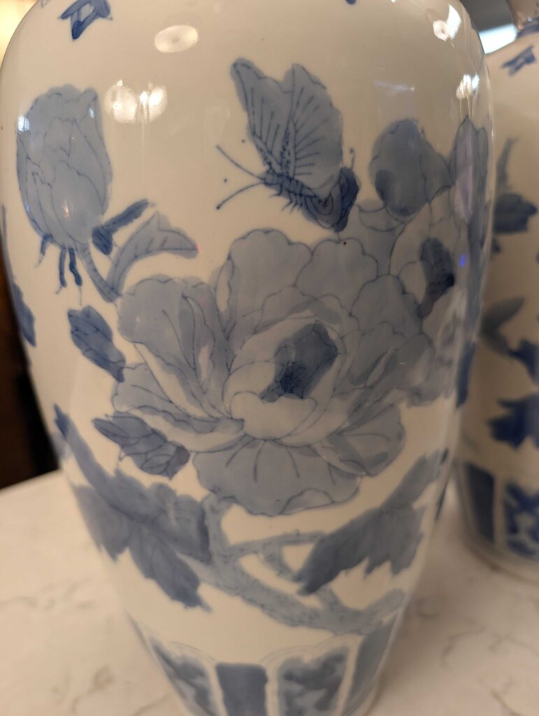 Pair of Decorative Porcelain Chinese Blue & White Vases