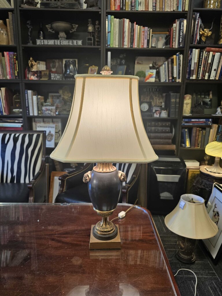 Quality Neoclassical Bronze Ram's Head Table Lamp