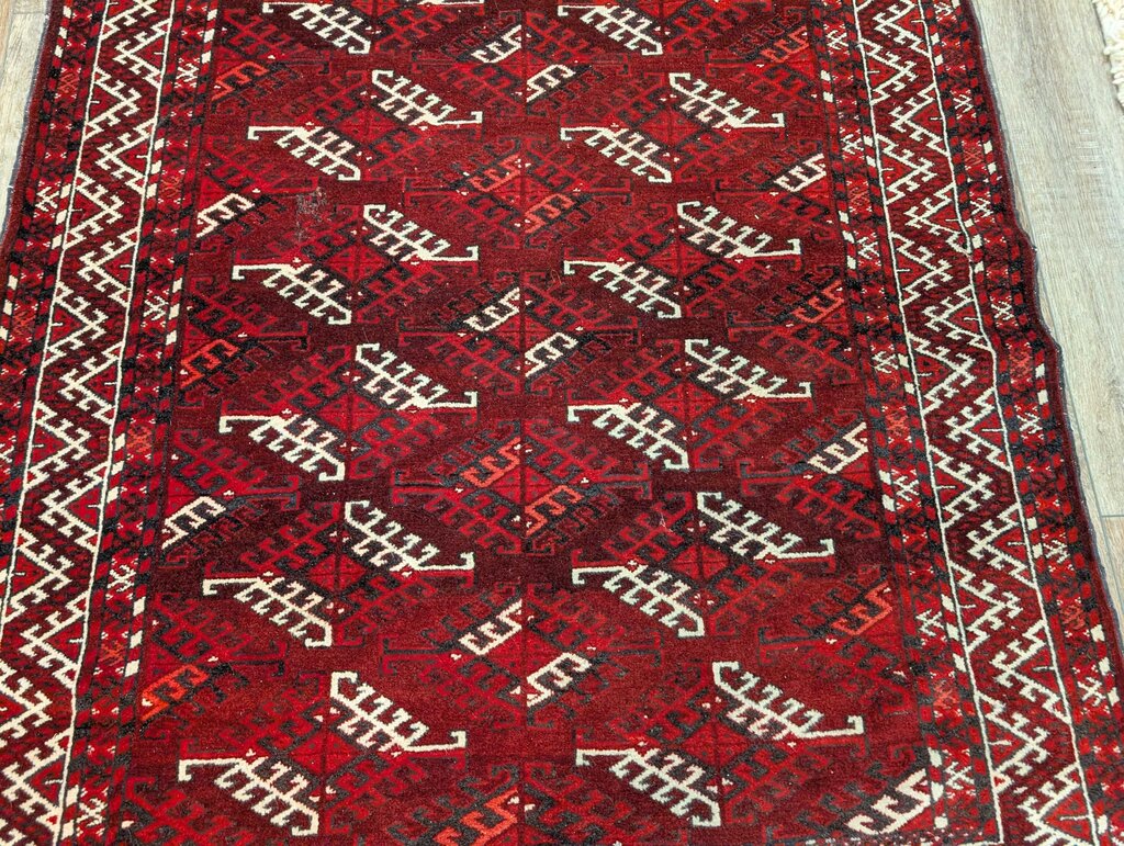 Hand Woven Wool Carpet 87" x 56"