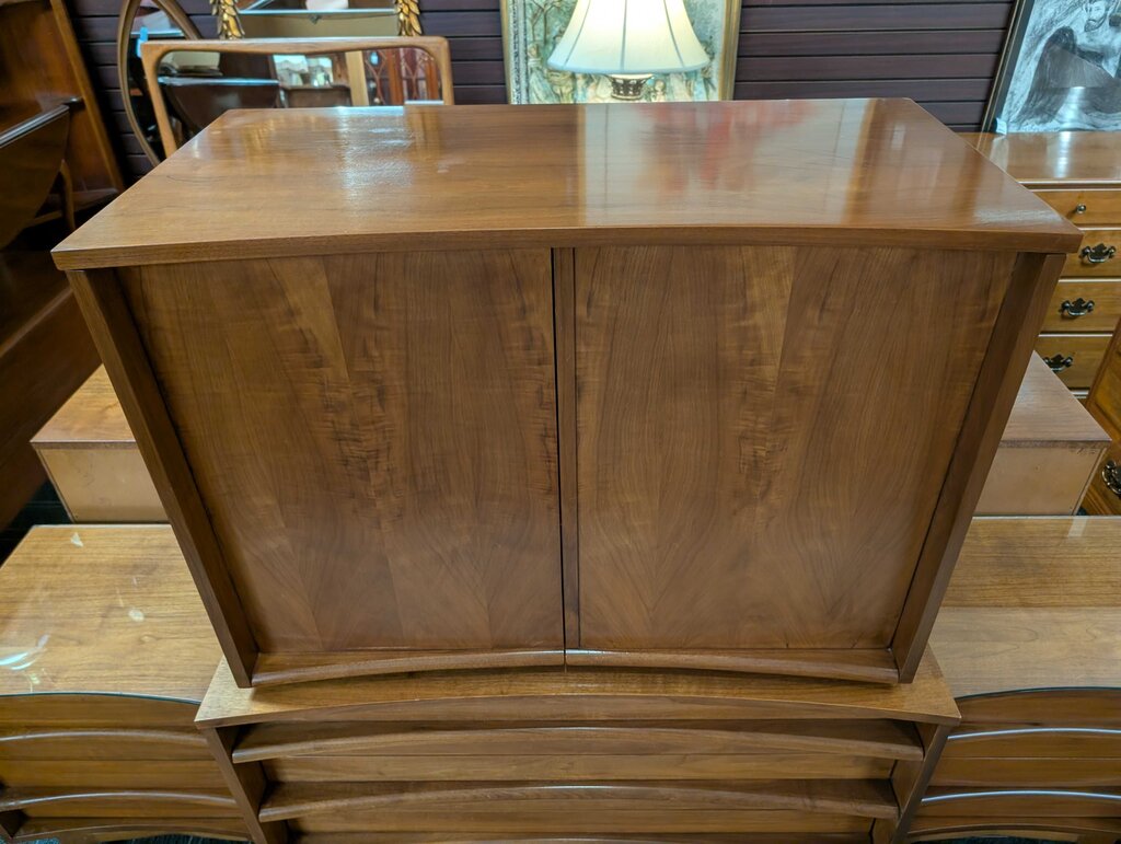 Five Piece Mid Century Modern Bedroom Set