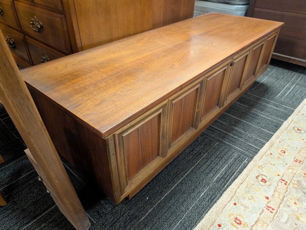 Vintage Mid Century Modern Lane Blanket Chest