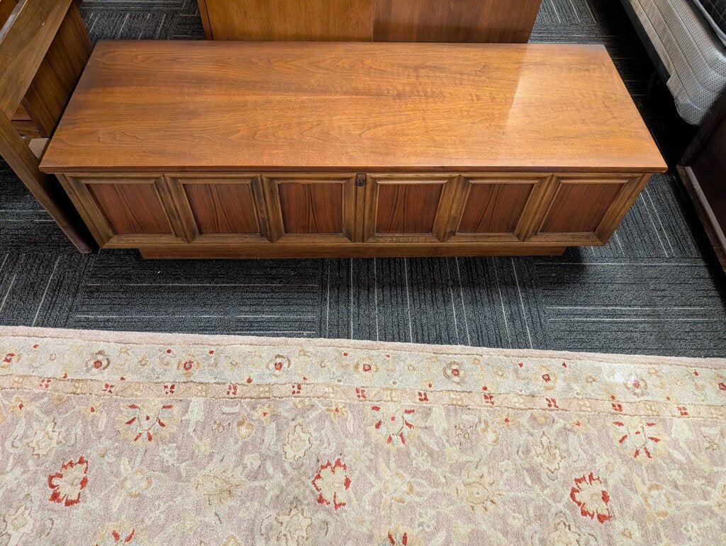 Vintage Mid Century Modern Lane Blanket Chest