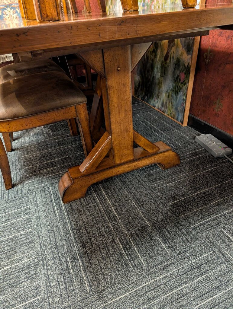 Modern Table With Eight Chairs