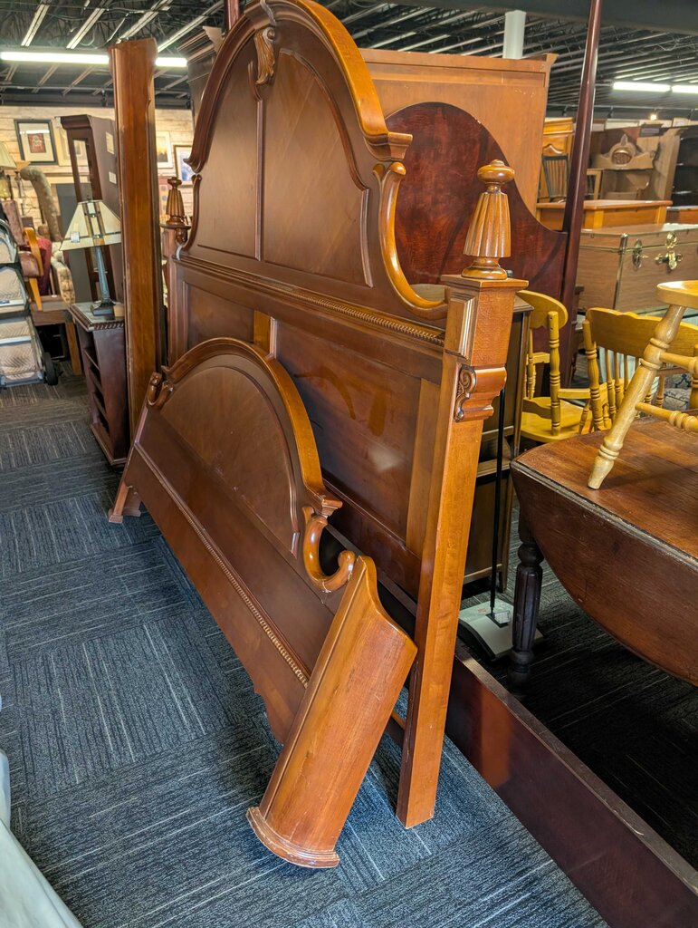 Lexington King Size Bed