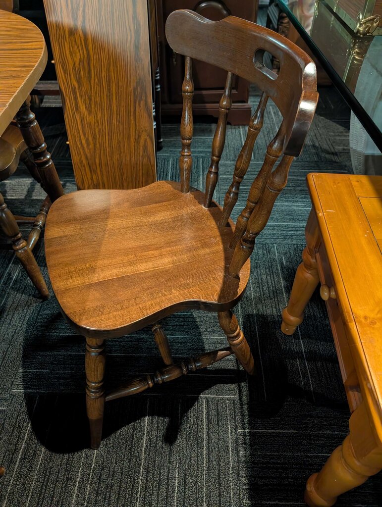 Vintage Table With Chairs