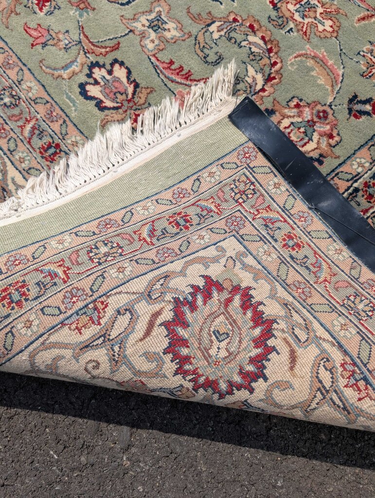 Hand Woven Wool Area Rug 9' x 17' 6''