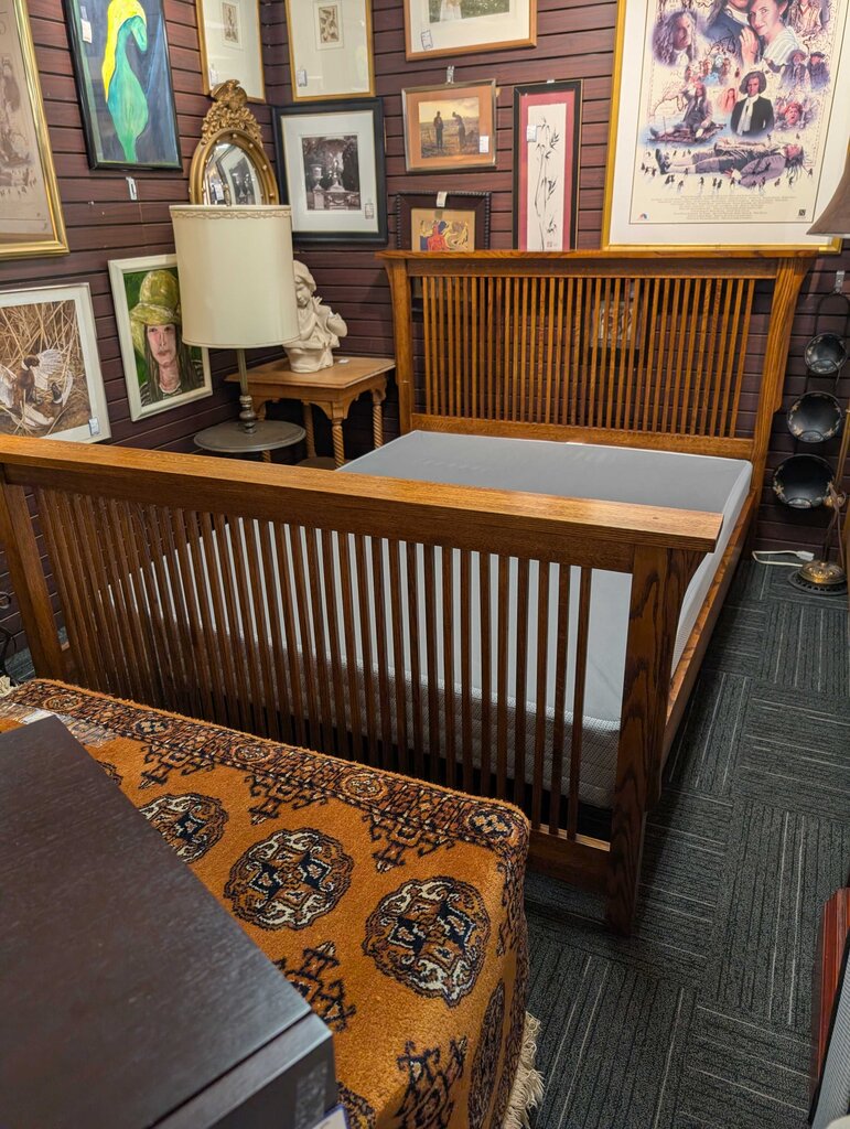 Solid Oak Quality Queen Size Mission Oak Bed
