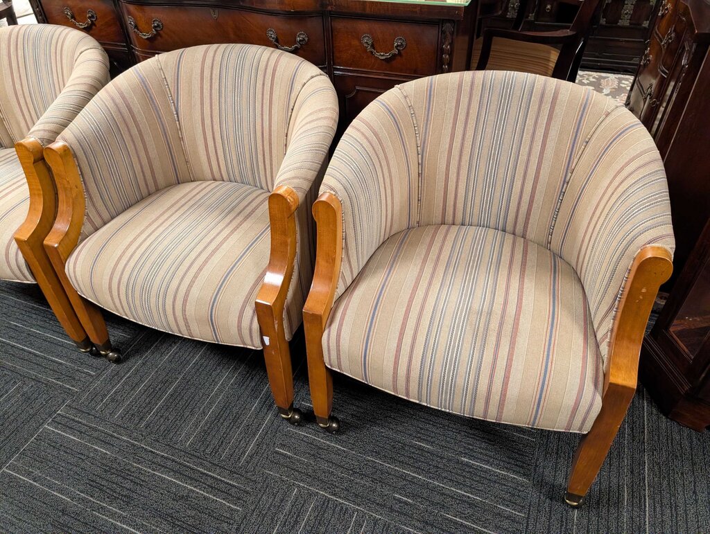 Four Knob Creek Chairs On Casters