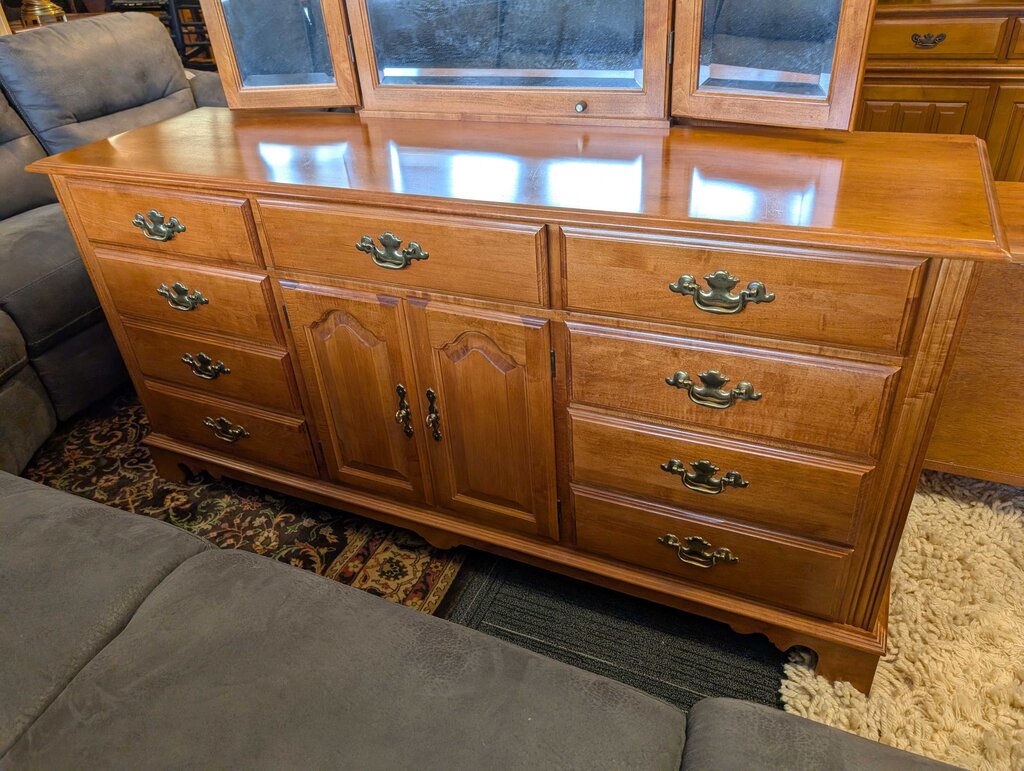 Maple Dresser With Lighted Mirror By Tell City
