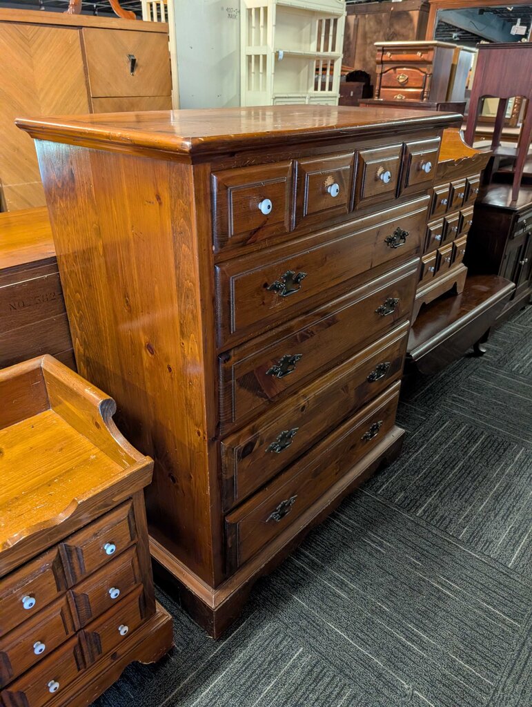 Pine Chest Of Drawers