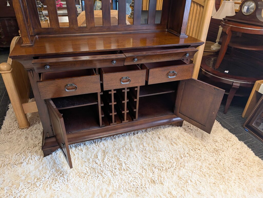 Modern Wine Cabinet