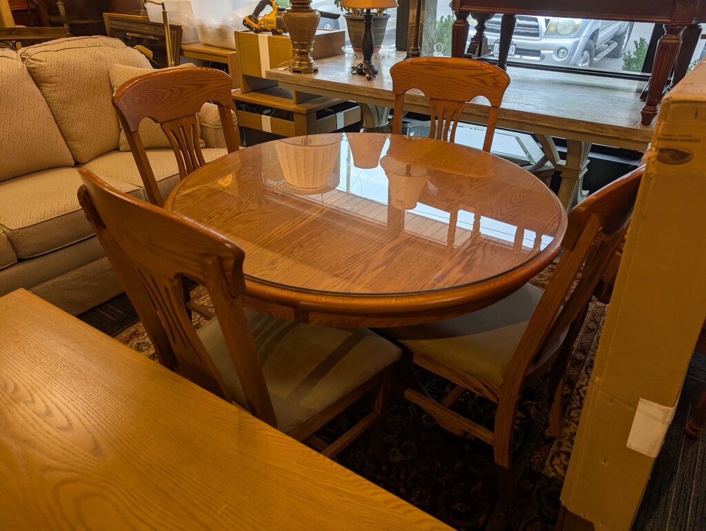 Oak Table With Four Chairs