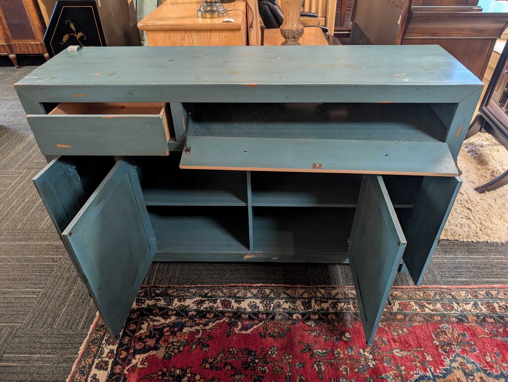 Country Distressed Media Stand
