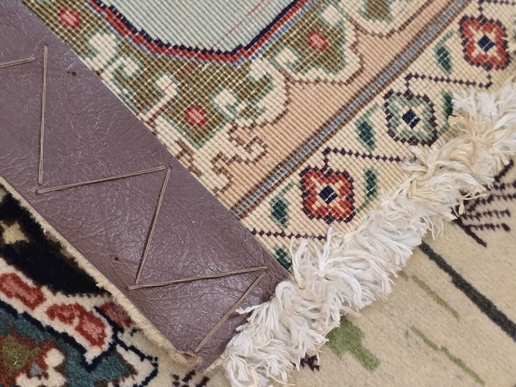 Vintage Hand Woven Wool Tabriz Pictorial Rug 5' x 3'2" Circa 1970