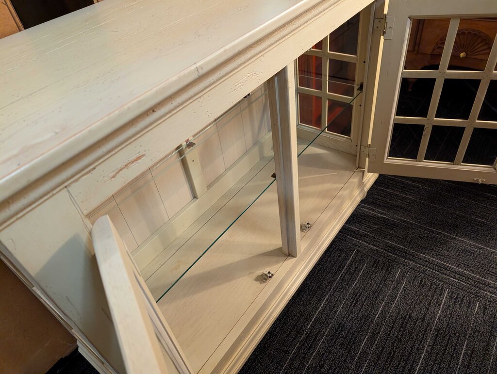 Country Style Display Cabinet