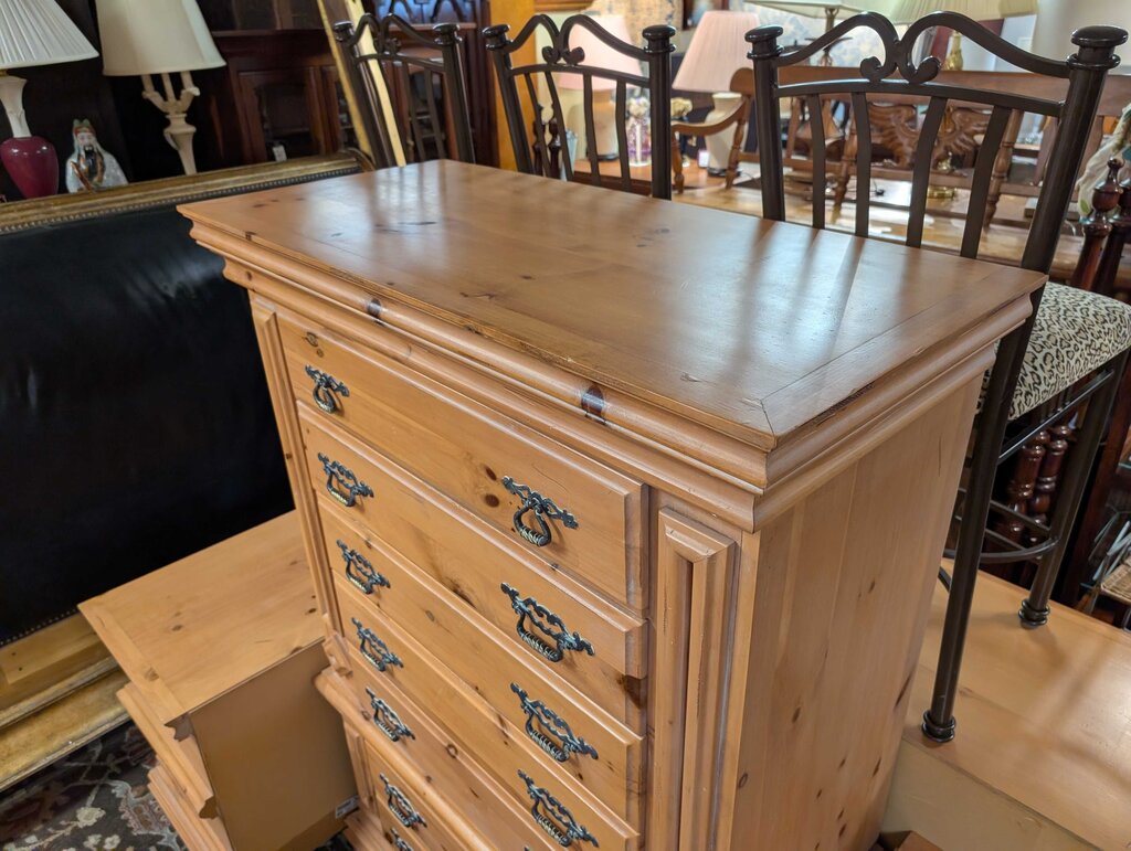Knotty Pine Finish Seven Drawer Chest