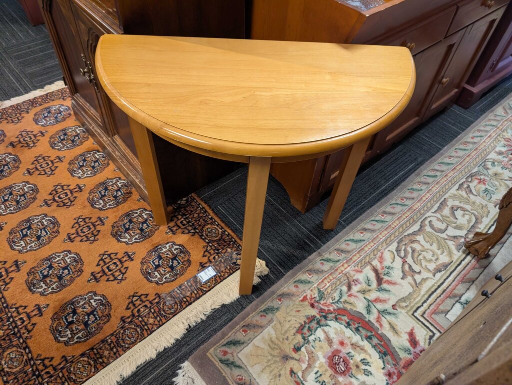 Demilune Entry Table