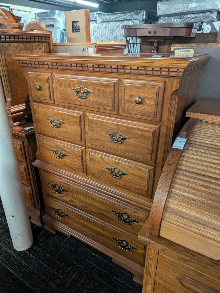 Oak Chest Of Drawers