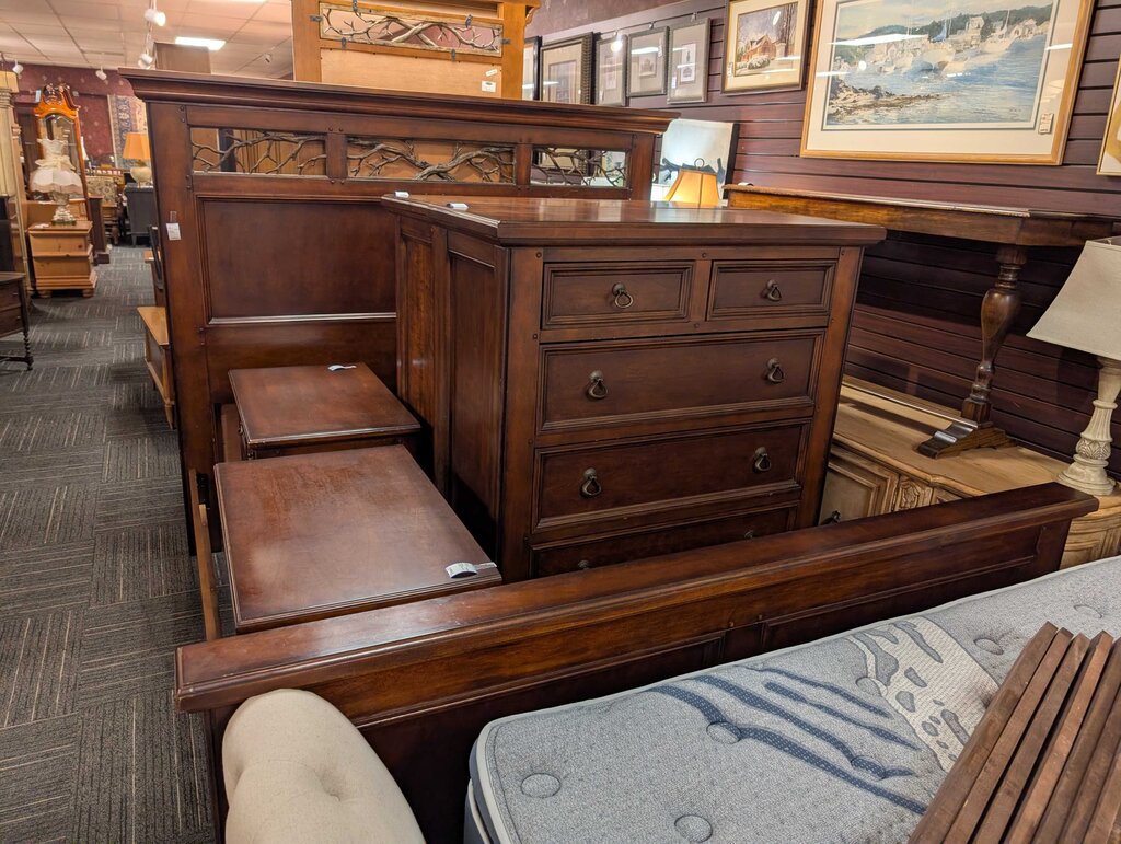 King Size Dick Idol Northwoods Bed By Klaussner