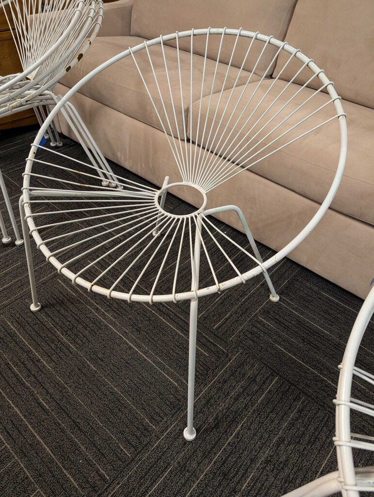 Mid Century Wrought Iron White Acapulco Lounge Chair