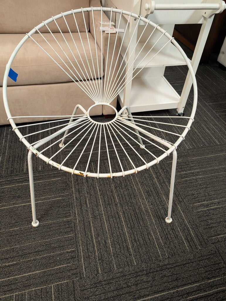 Mid Century Wrought Iron White Acapulco Lounge Chair