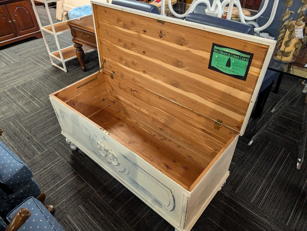 Distressed Cedar Blanket Chest