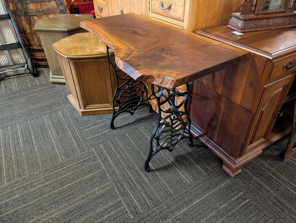 Live Edge Entry Stand