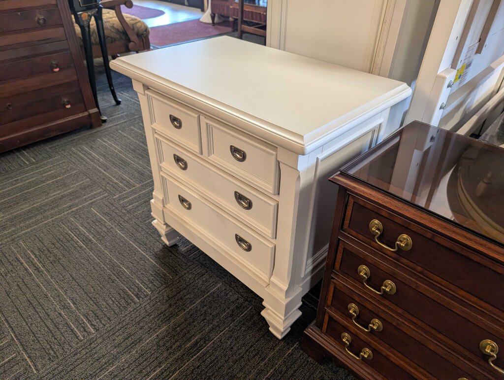 Country Style Nighstand
