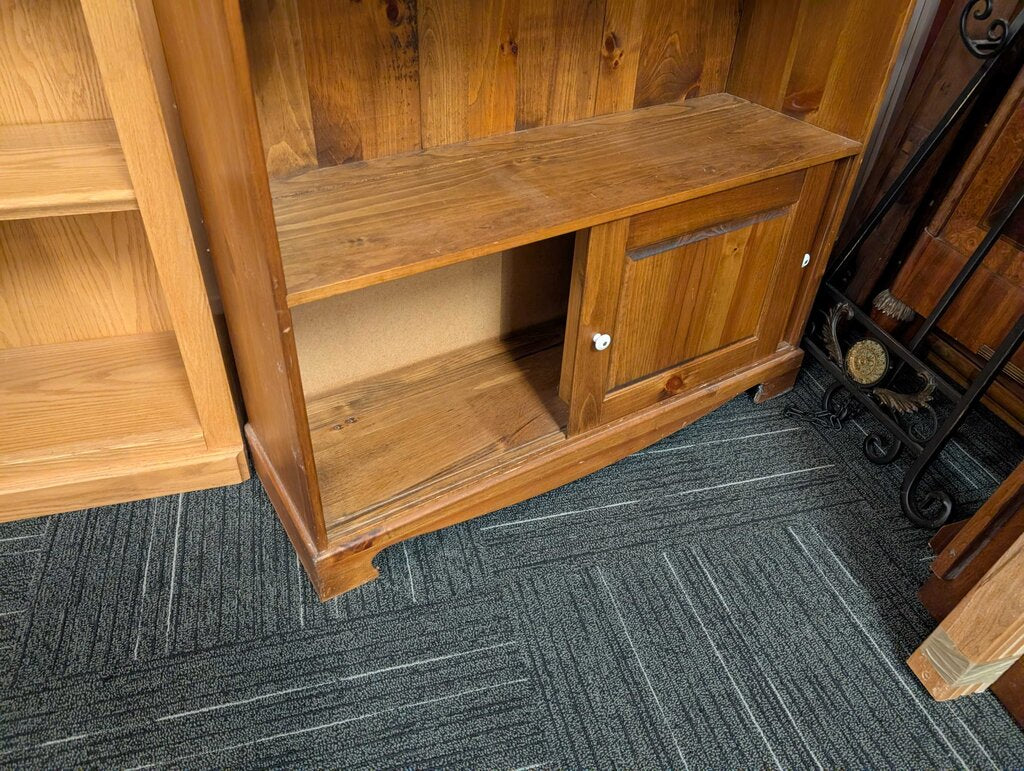 Pine Bookshelf