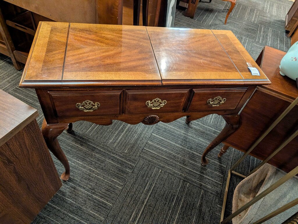 Queen Anne Server