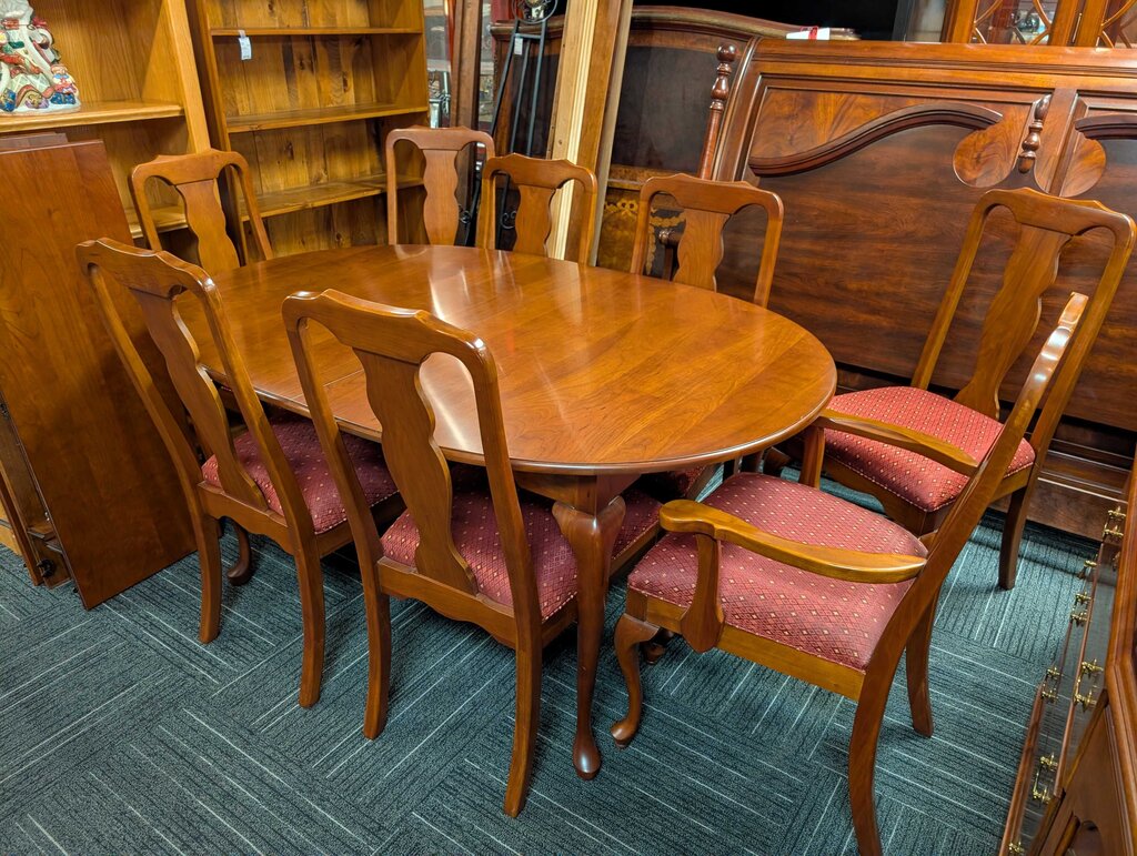 Solid Cherry Harden Table With Eight Chairs