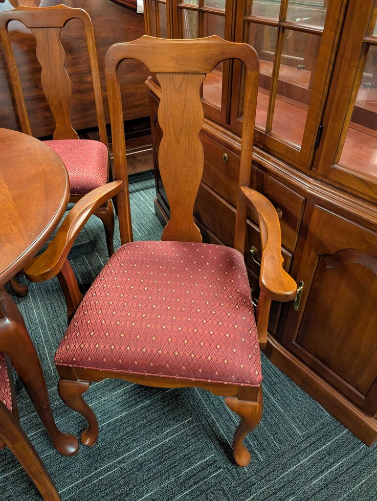 Solid Cherry Harden Table With Eight Chairs