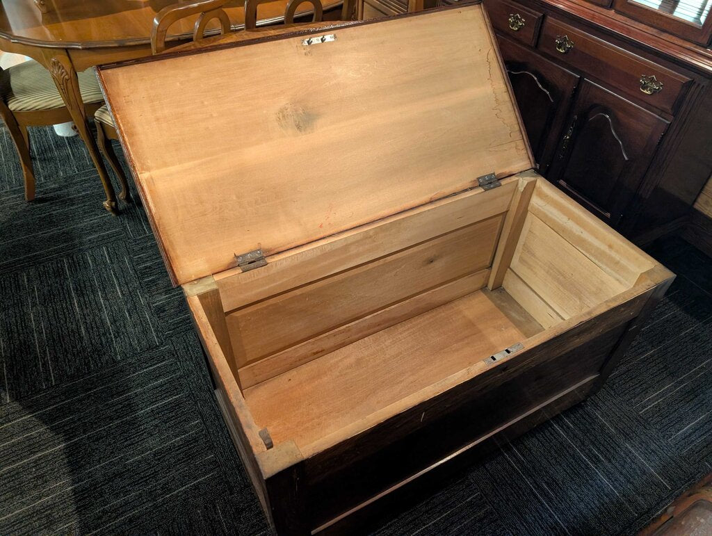 Vintage Blanket Chest/Trunk