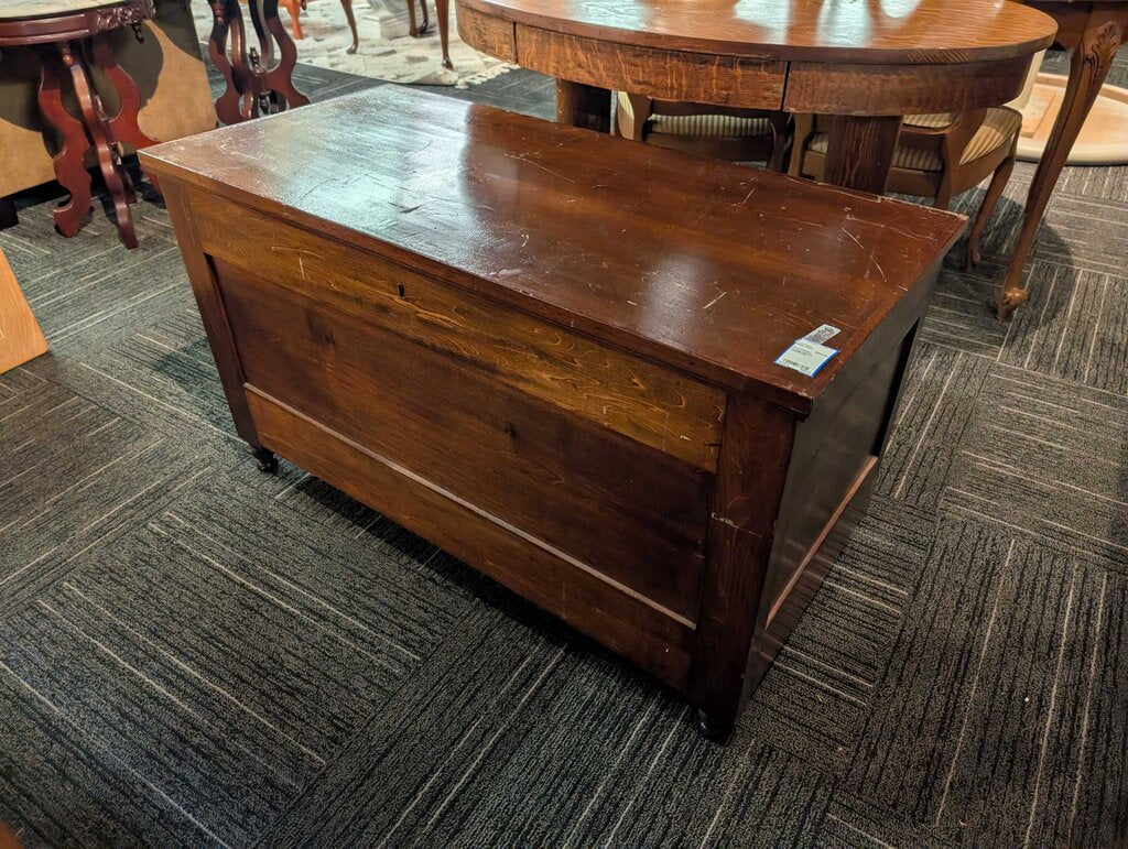 Vintage Blanket Chest/Trunk
