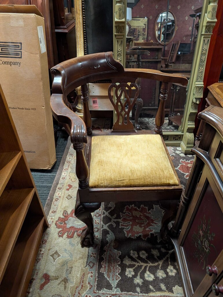 Antique Chippendale Corner Chair