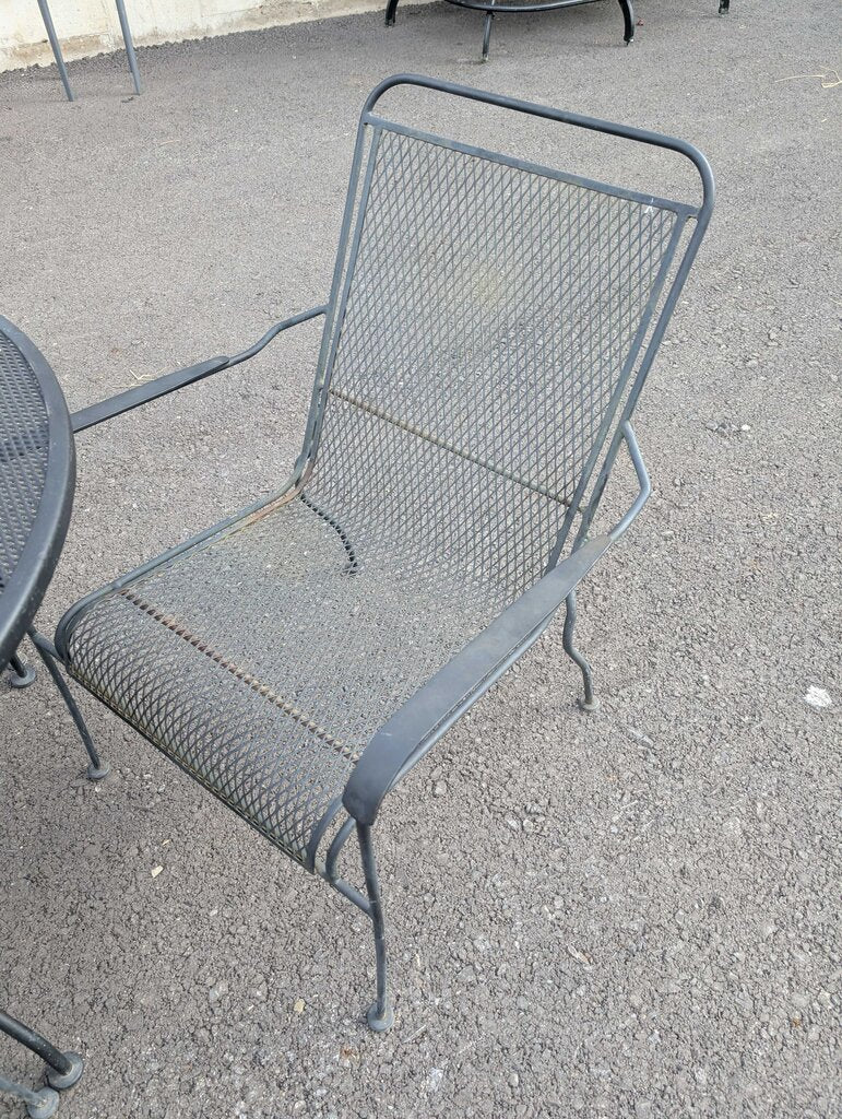 Outdoor Table With Chairs