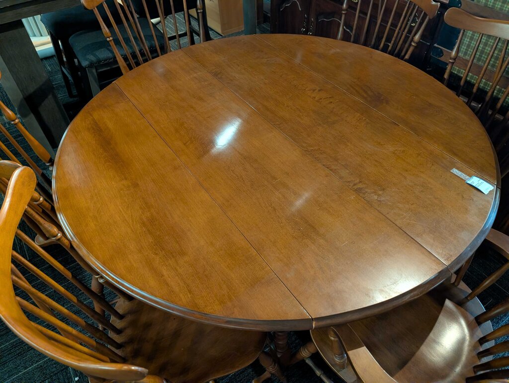 Heywood Wakefield Table With Six Chairs