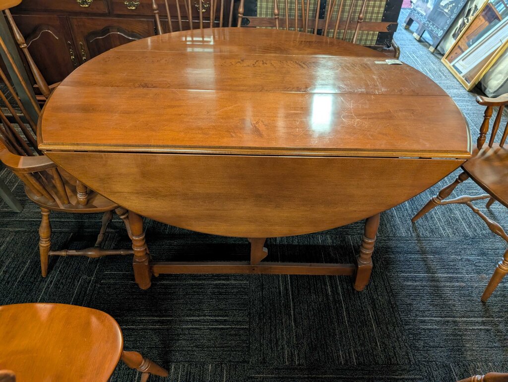 Heywood Wakefield Table With Six Chairs