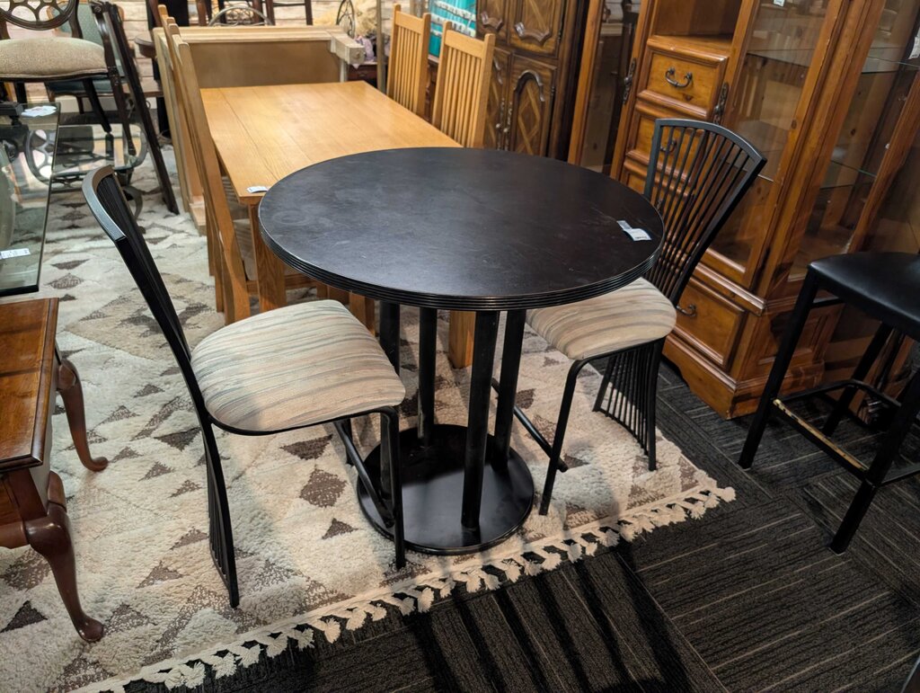 Counter Hieght Table With Two Chairs
