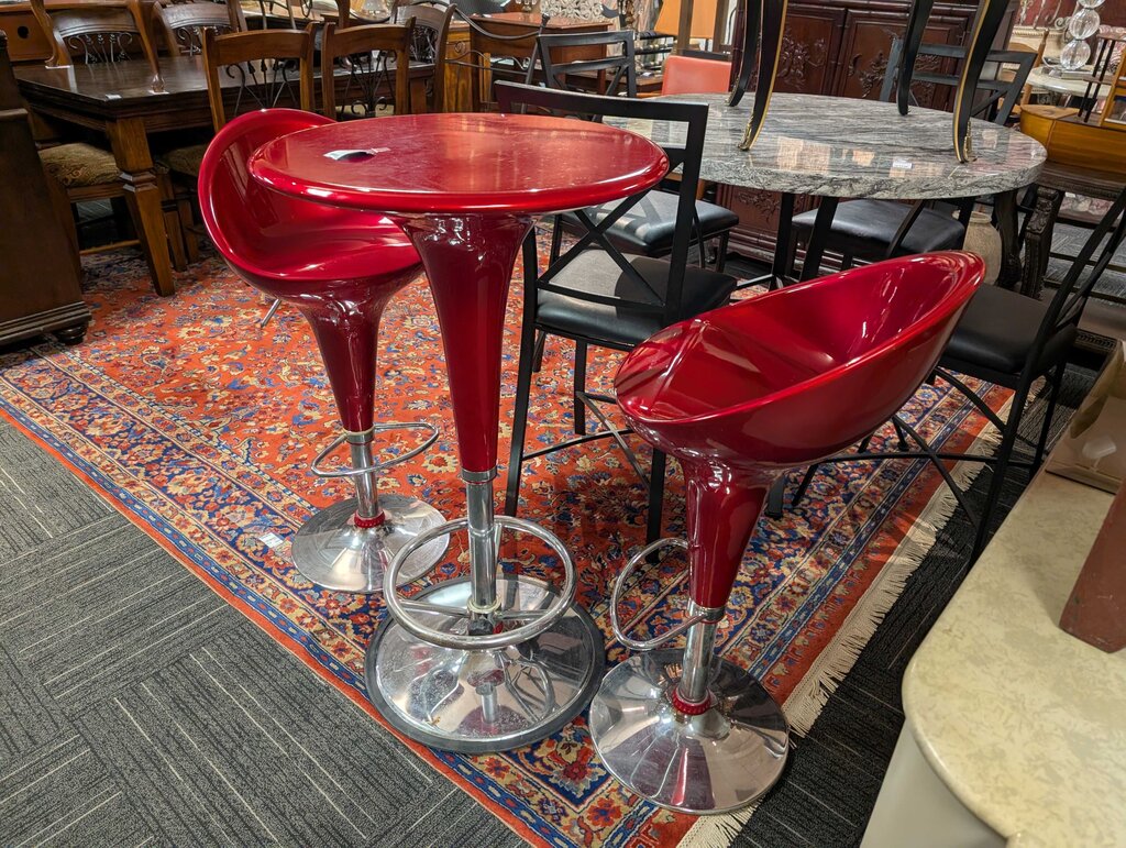 Modern Pub Table With Stools